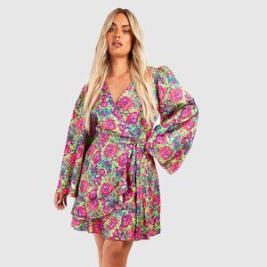 NEW Boohoo Dress Plus Floral Flared Ruffle Wrap Dress Size 14 Plus Size BoHo